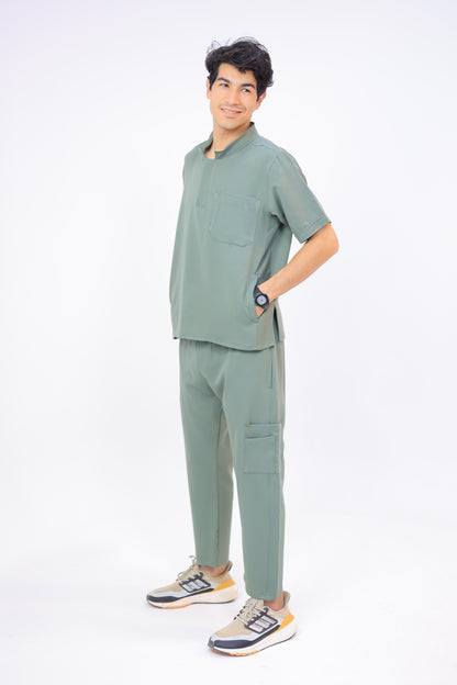 Boxy fit Half-collar scrub