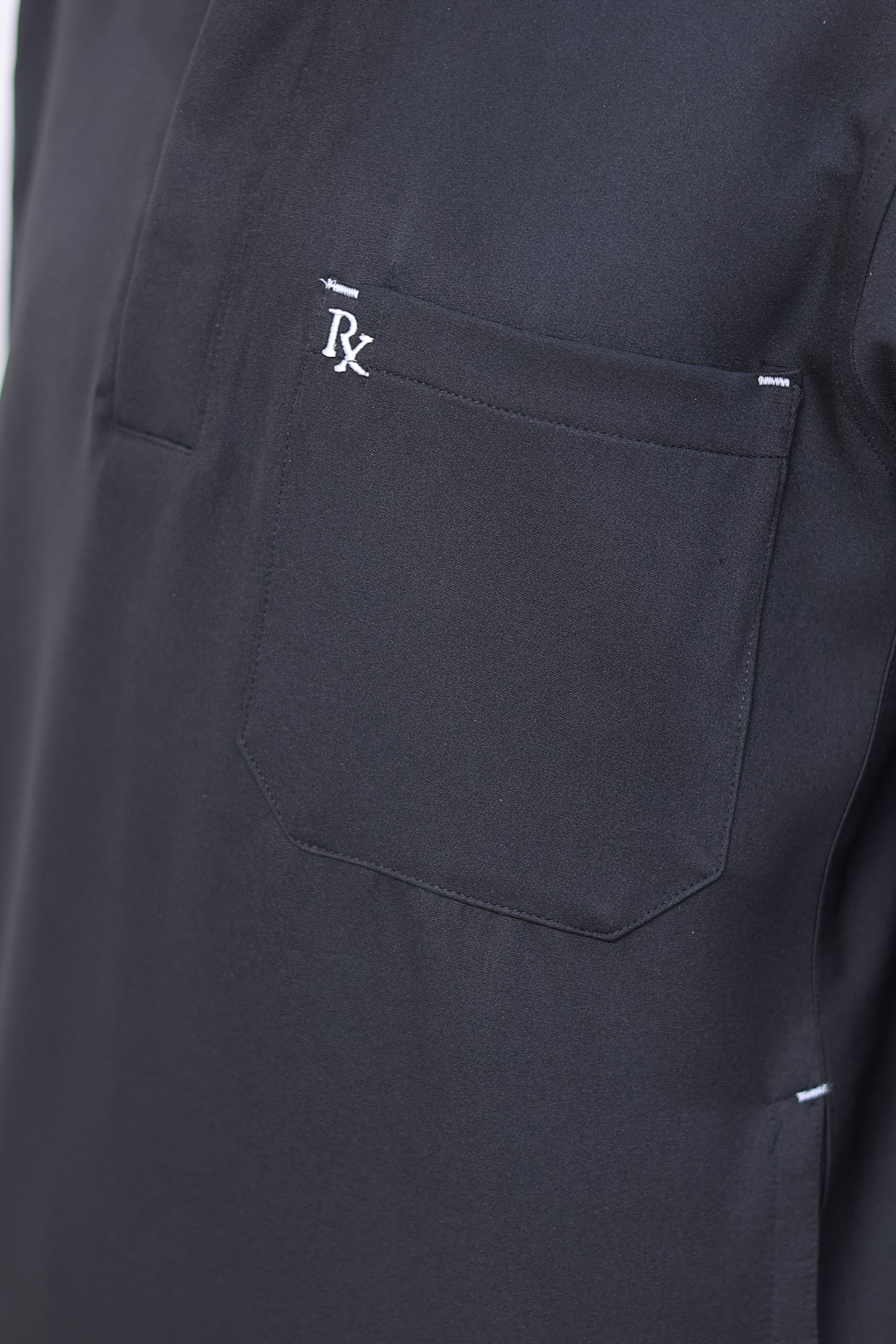 Boxy fit Half-collar scrub